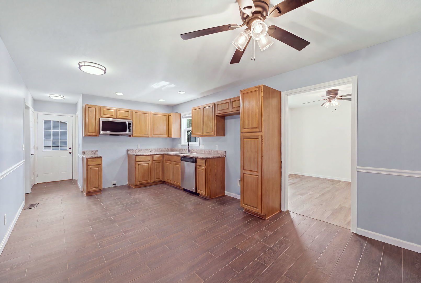 1903 Kings Drive Property Photo 9