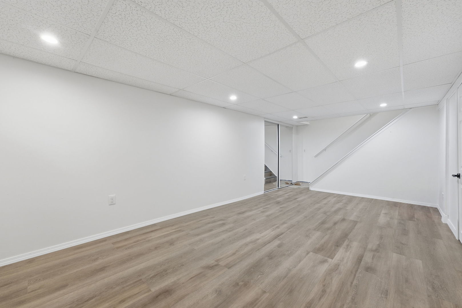 1903 Kings Drive Property Photo 23