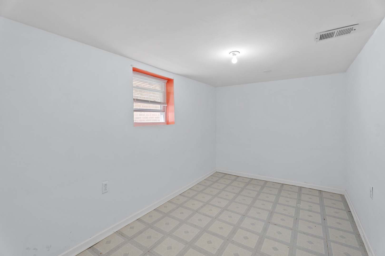 3220 W 65th Street Property Photo 17