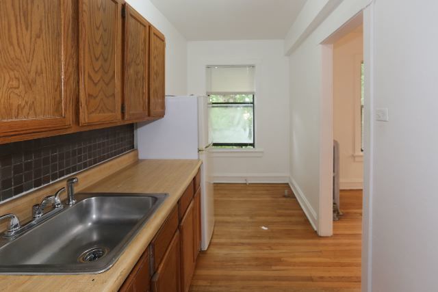 4608 N Beacon Street 2a Property Photo 3