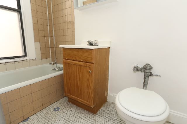 4608 N Beacon Street 2a Property Photo 14