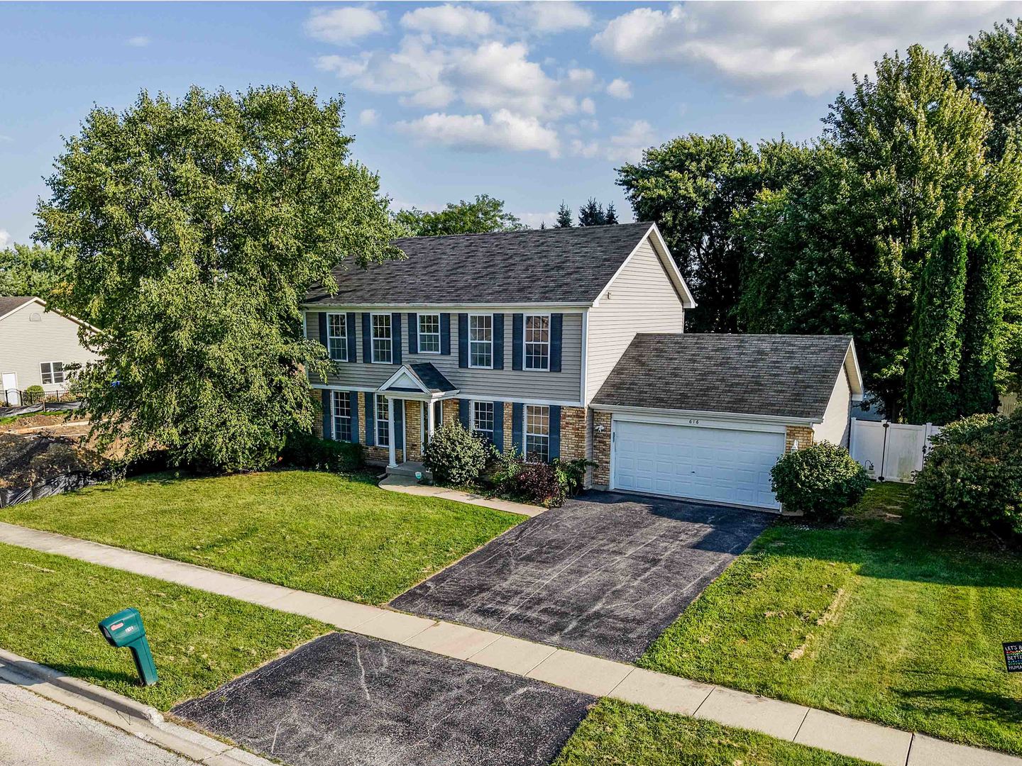 616 Bayfield Drive Property Photo 1