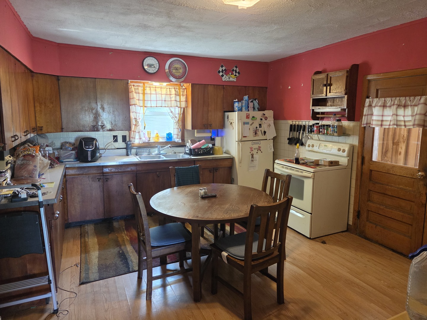 19660 Coleta Road Property Photo 2