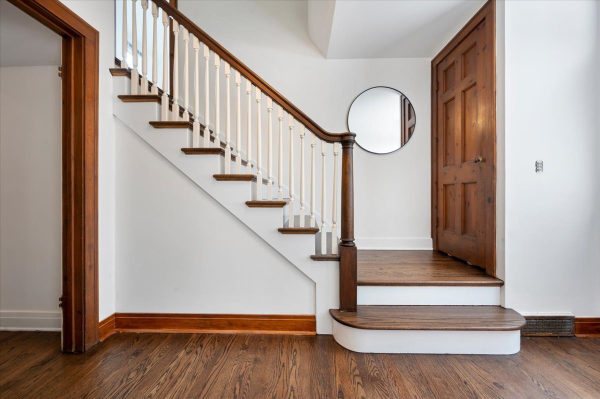 3211 Park Place Property Photo 18