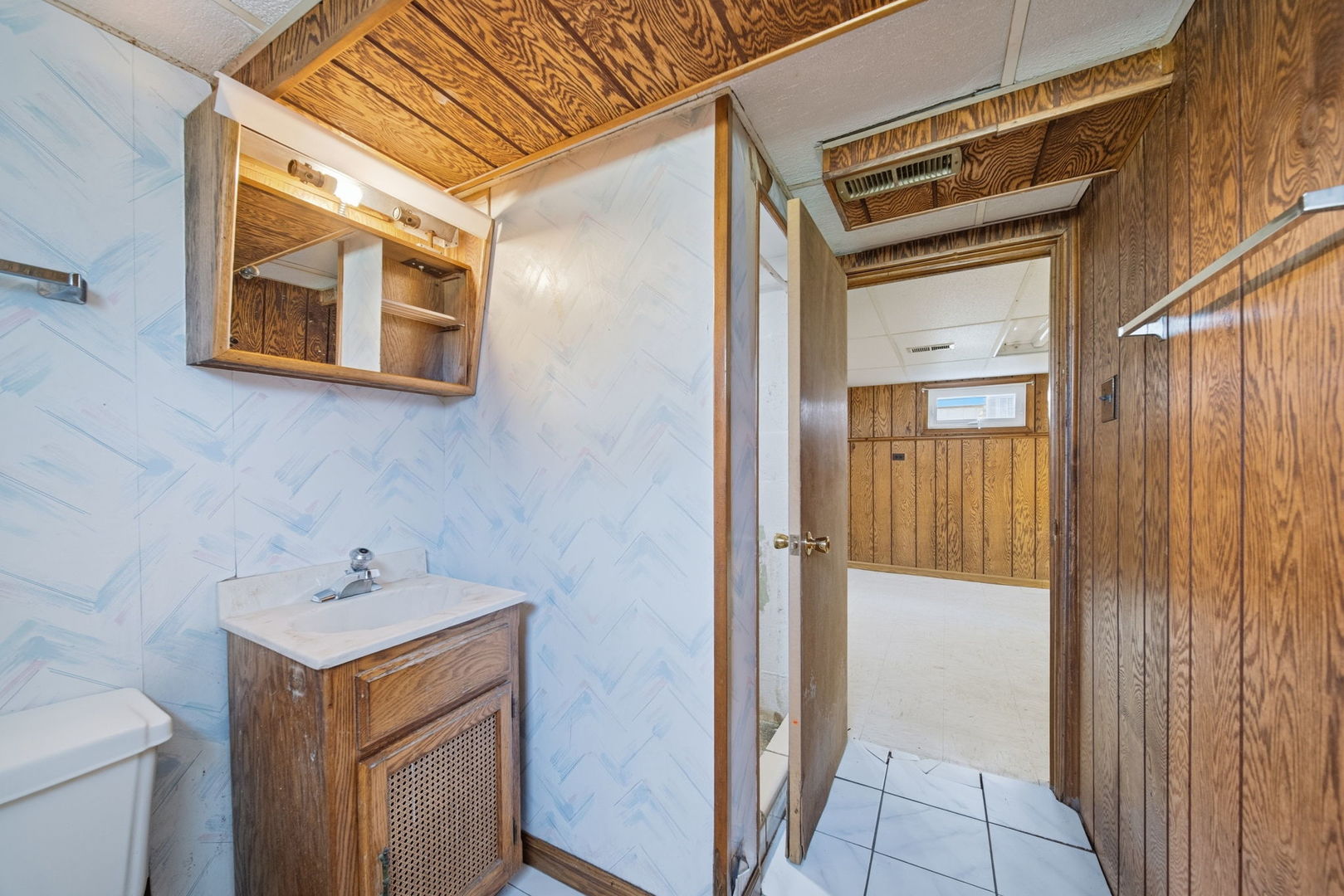 2705 Grunewald Street Property Photo 30