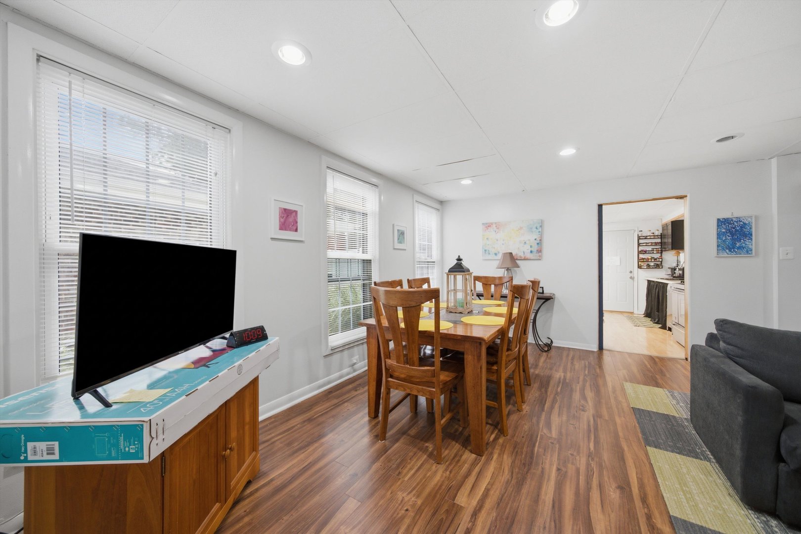 5143 Electric Avenue Property Photo 8