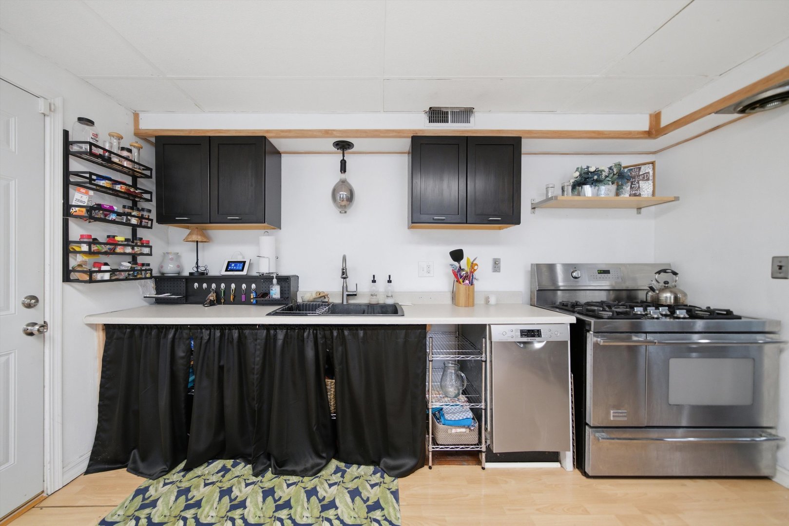 5143 Electric Avenue Property Photo 18