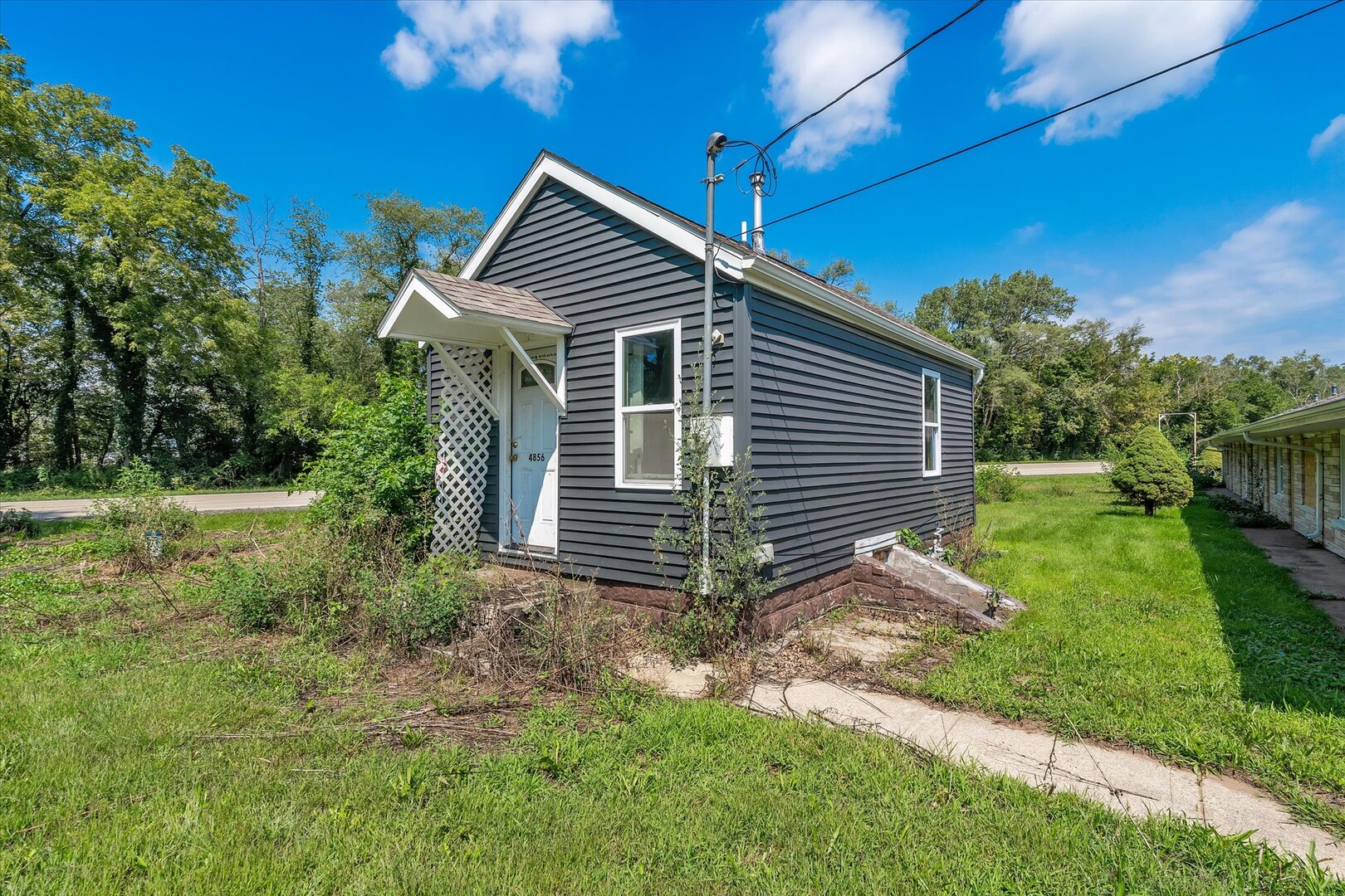 19051 13th Street Property Photo 1
