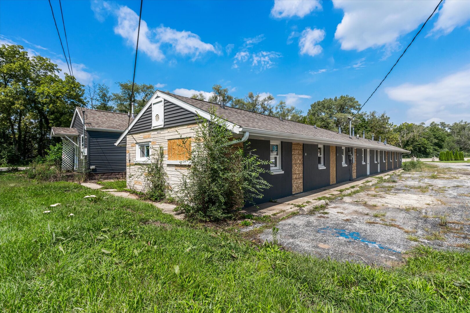 19051 13th Street Property Photo 6