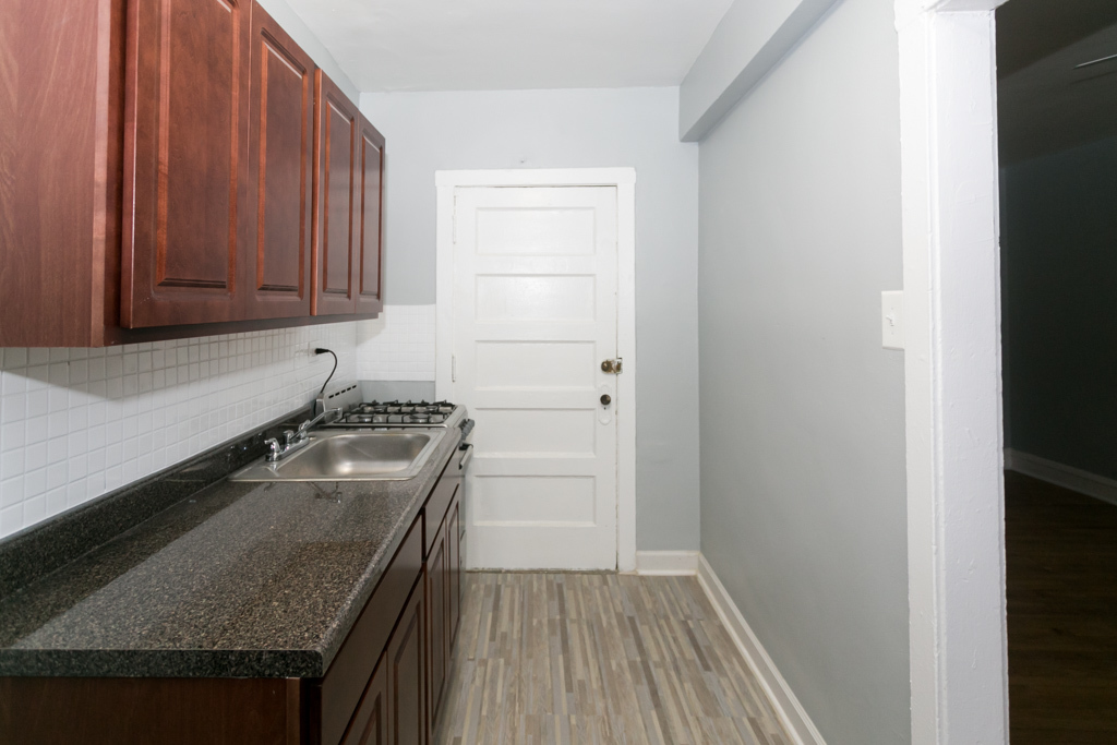 4608 N Beacon Street 1c Property Photo 3