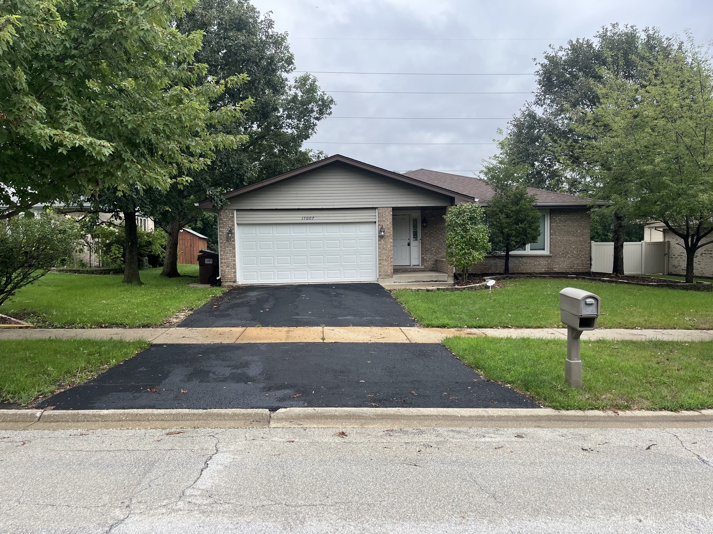 17007 Marilyn Drive Property Photo 1