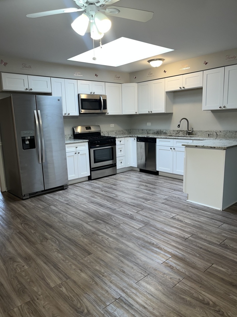 17007 Marilyn Drive Property Photo 4