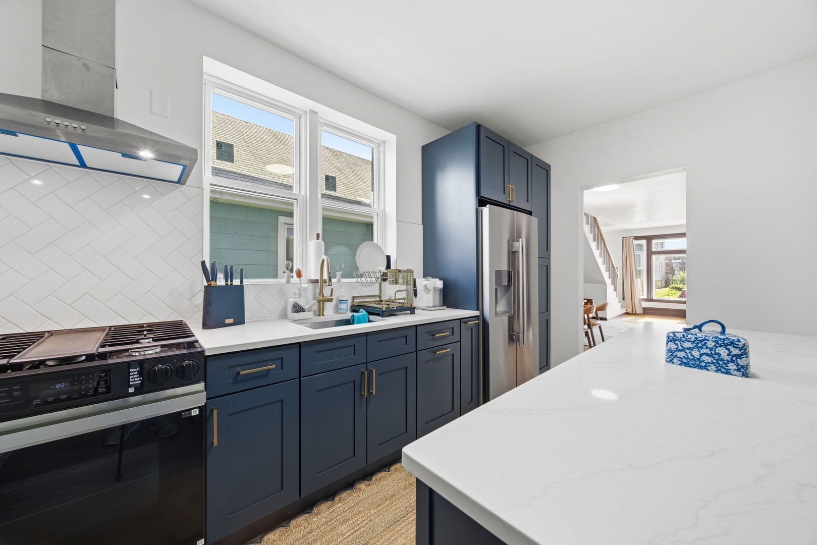 13009 Chicago Street Property Photo 7