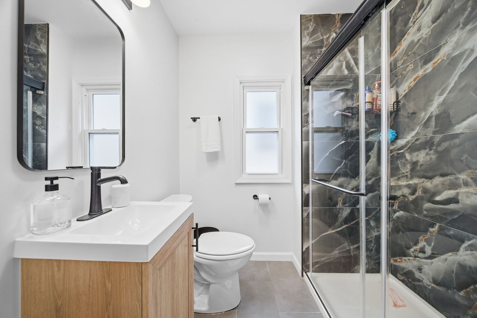 13009 Chicago Street Property Photo 17