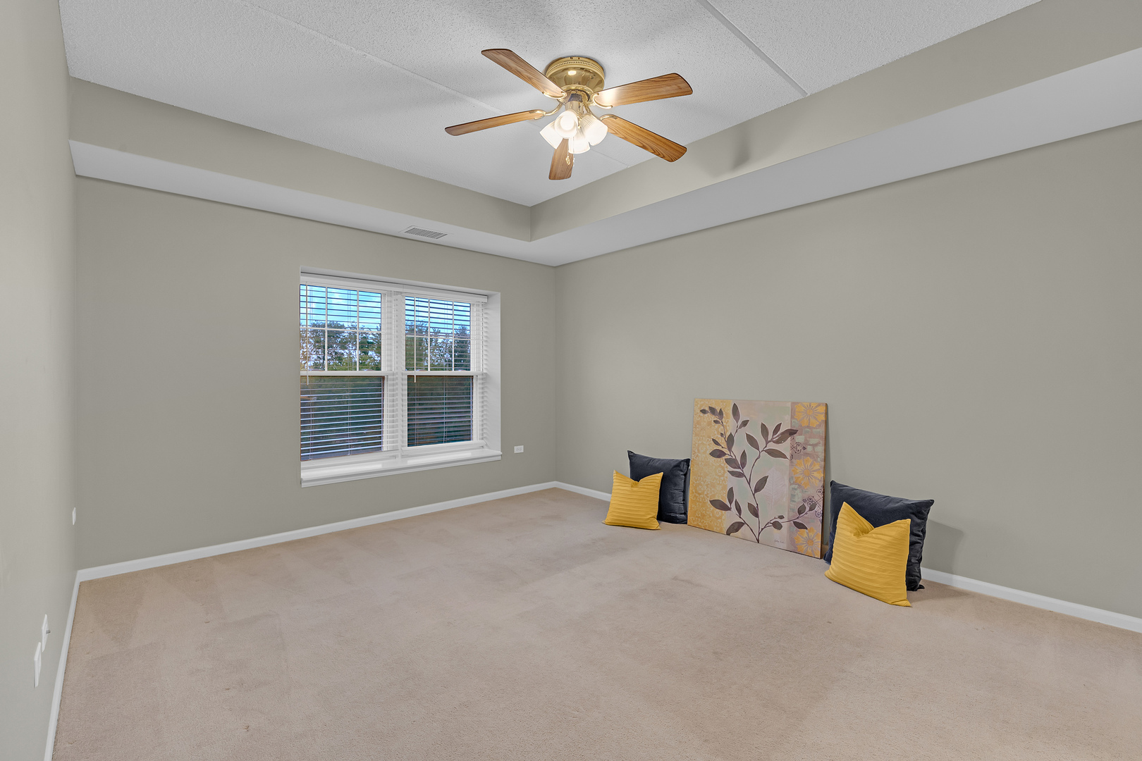 440 W Mahogany Court 312 Property Photo 14