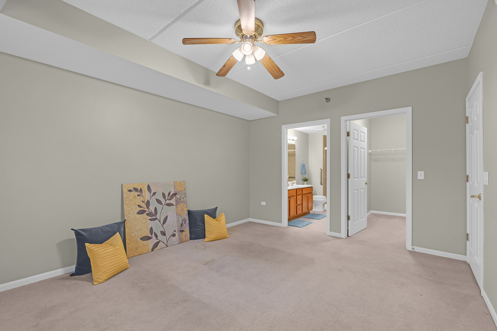 440 W Mahogany Court 312 Property Photo 15