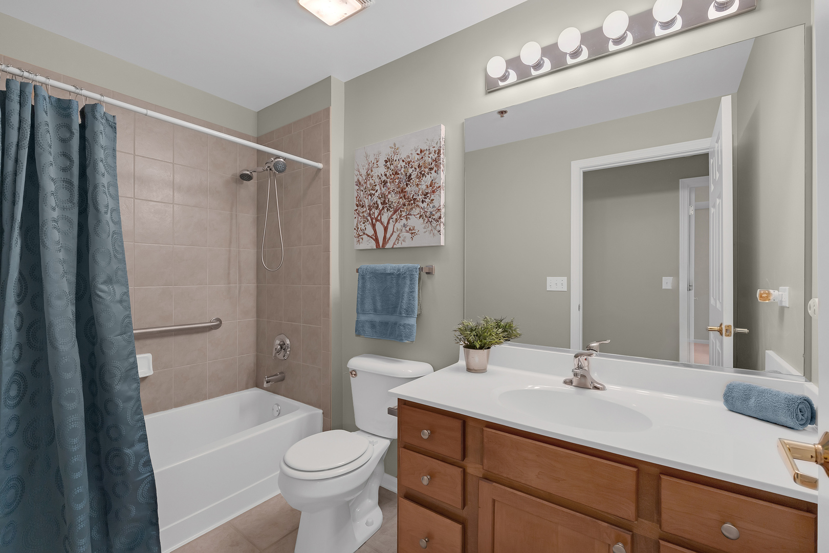 440 W Mahogany Court 312 Property Photo 19
