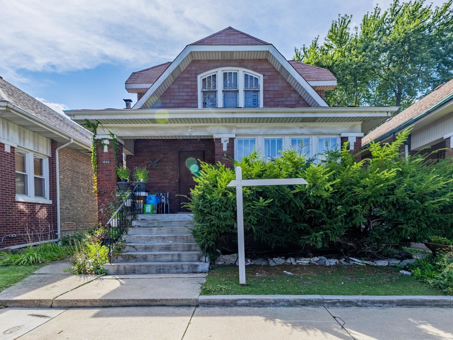 1824 S Austin Boulevard Property Photo 1