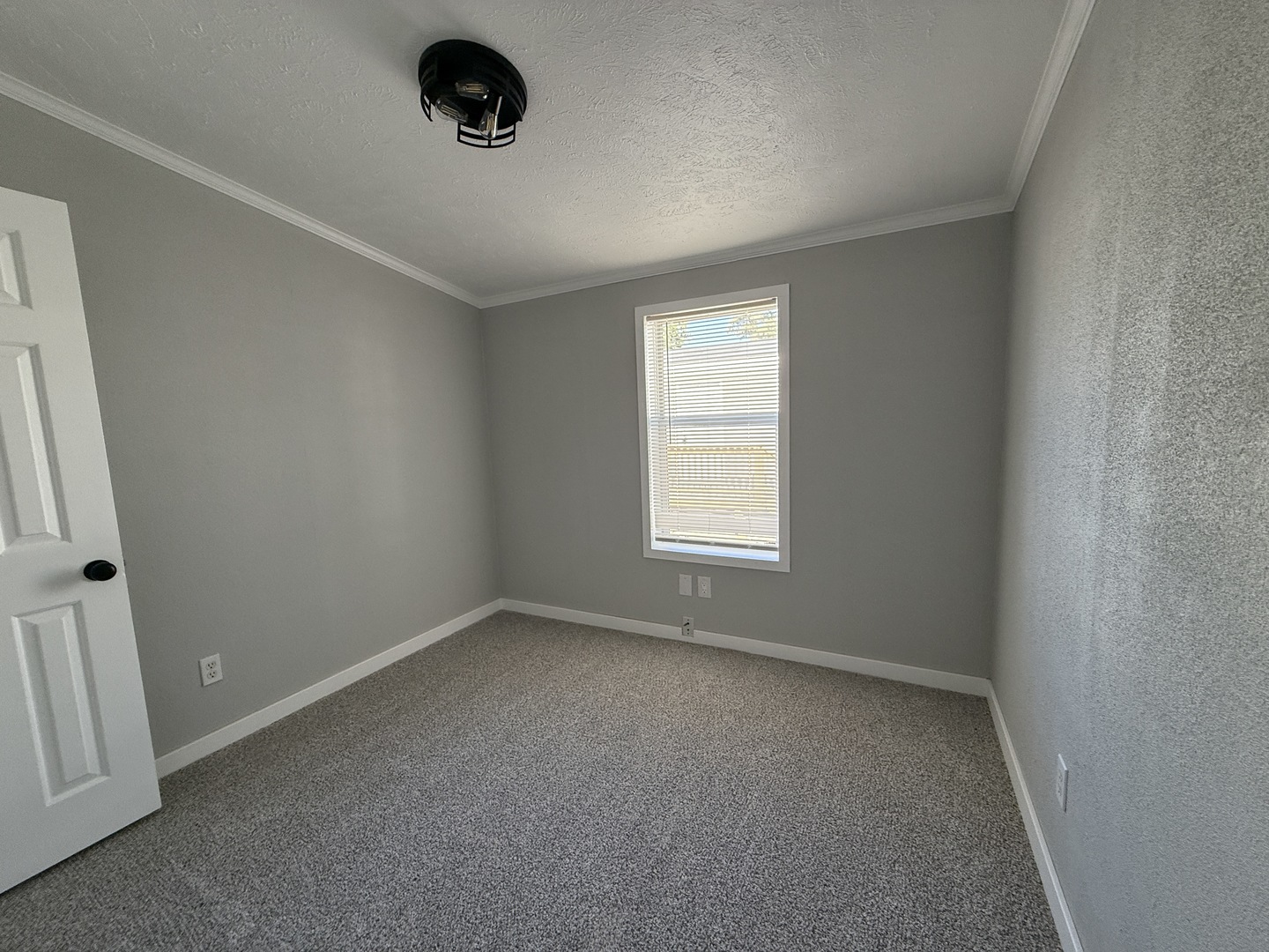 1710 W 4th Avenue Property Photo 20