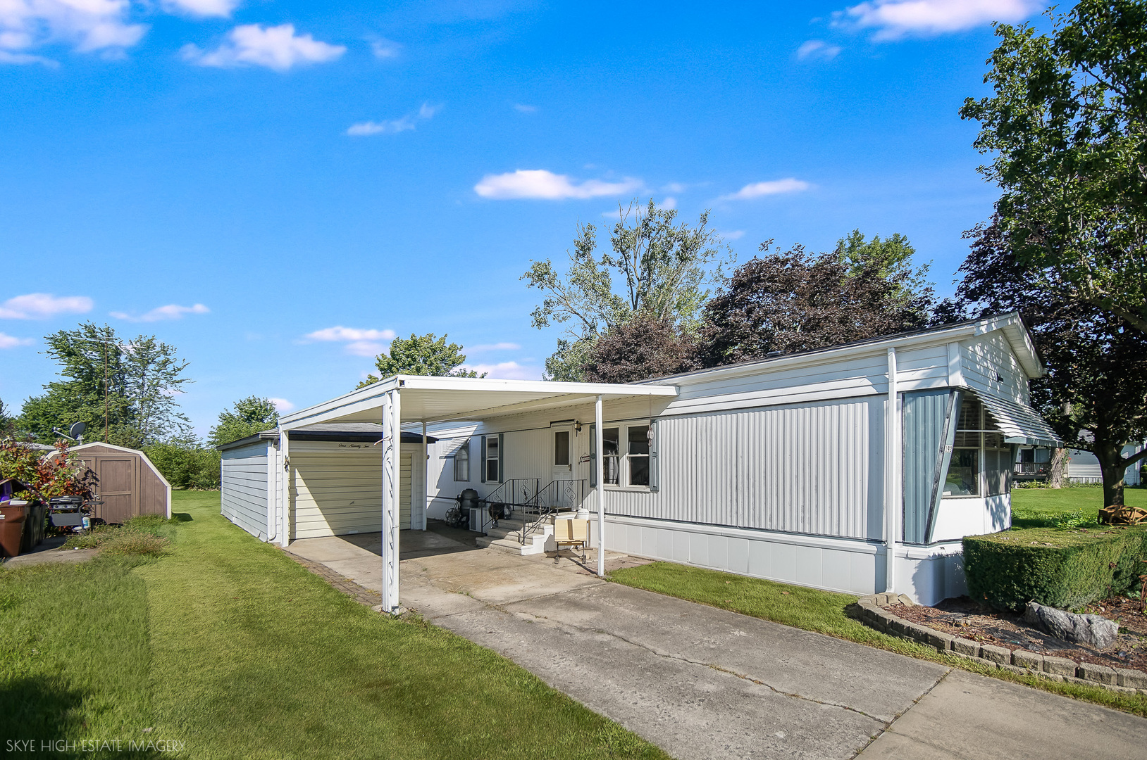 192 Whipporwill Drive Property Photo 1