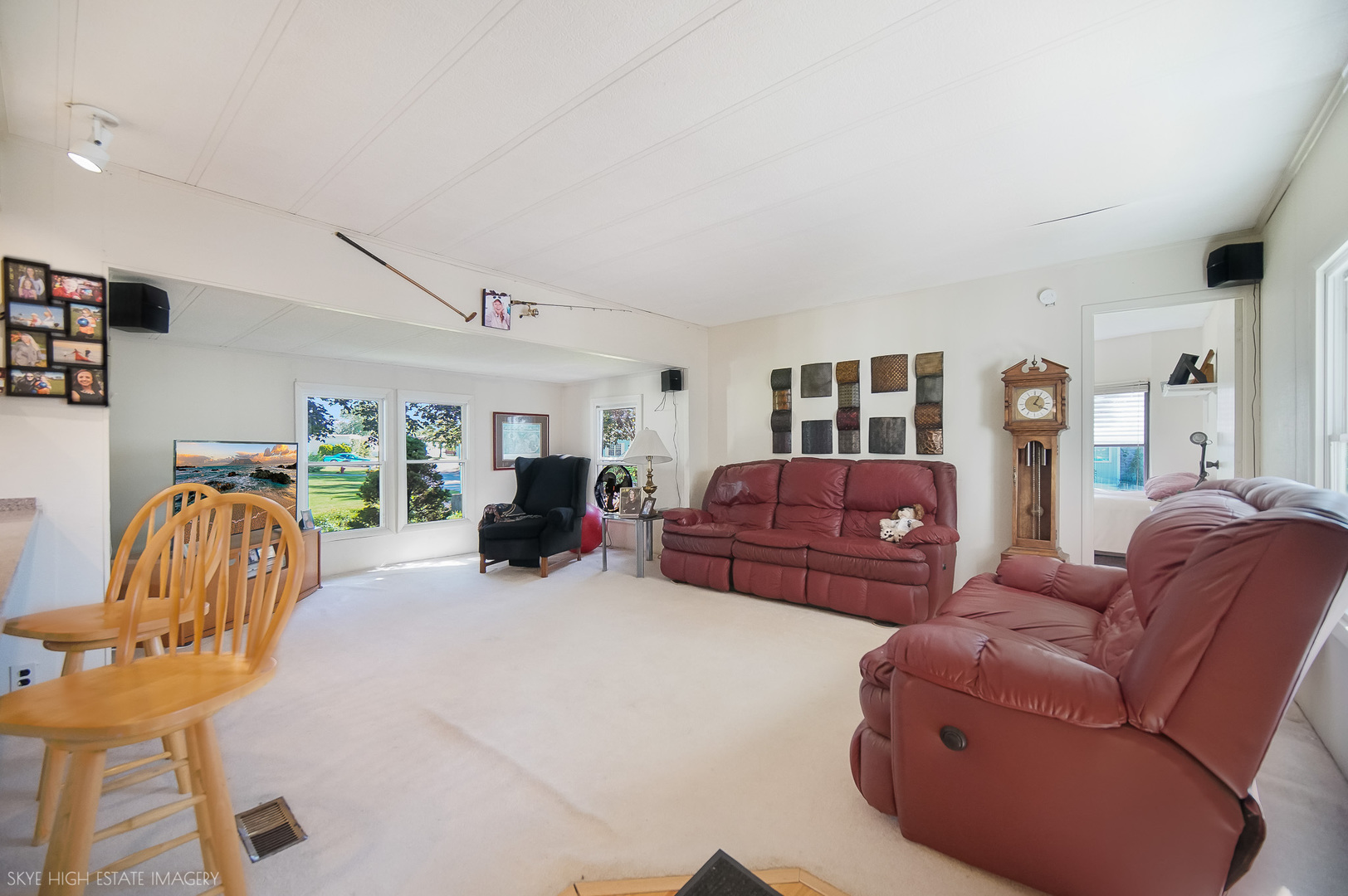 192 Whipporwill Drive Property Photo 2