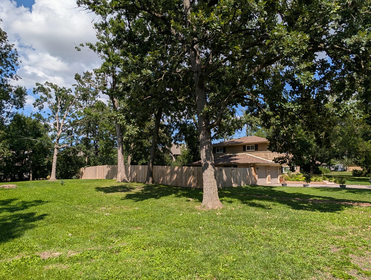 141 E Potter Street Property Photo 6