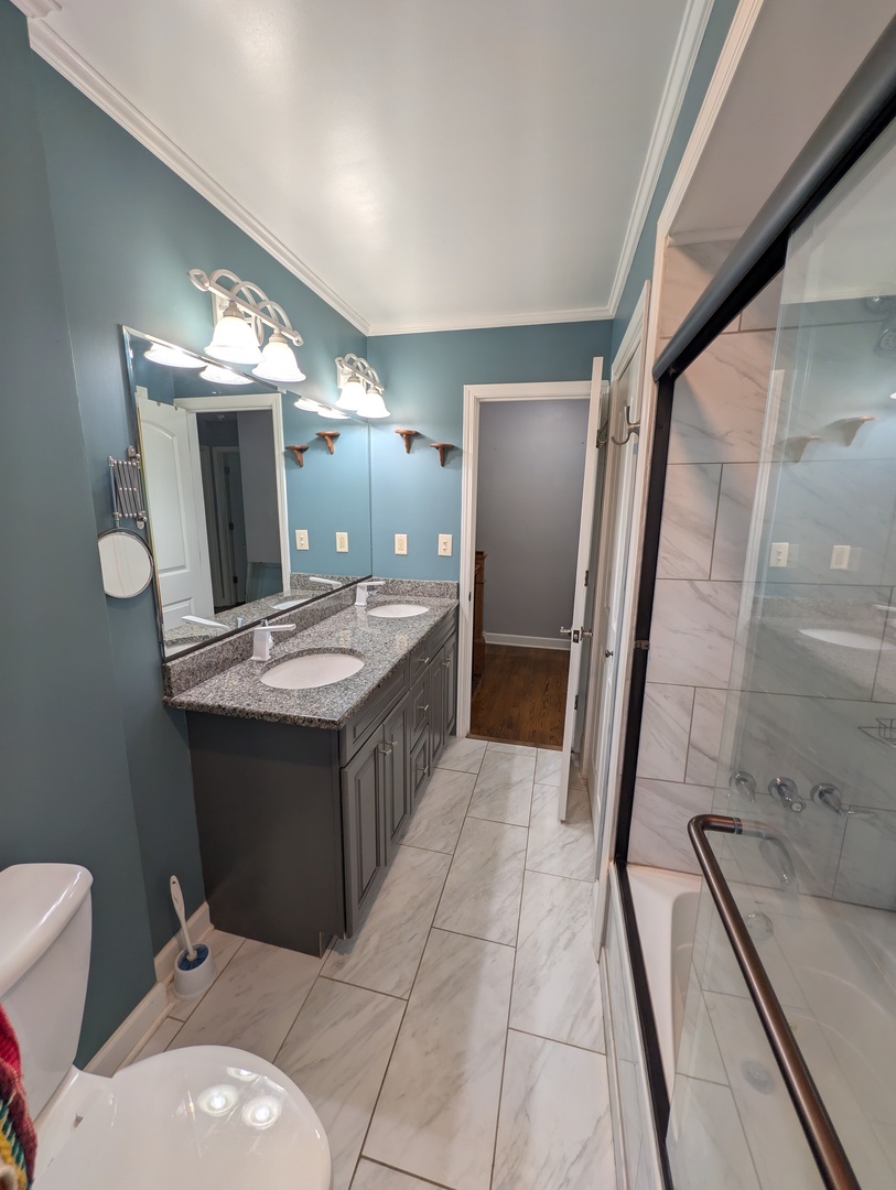 141 E Potter Street Property Photo 10
