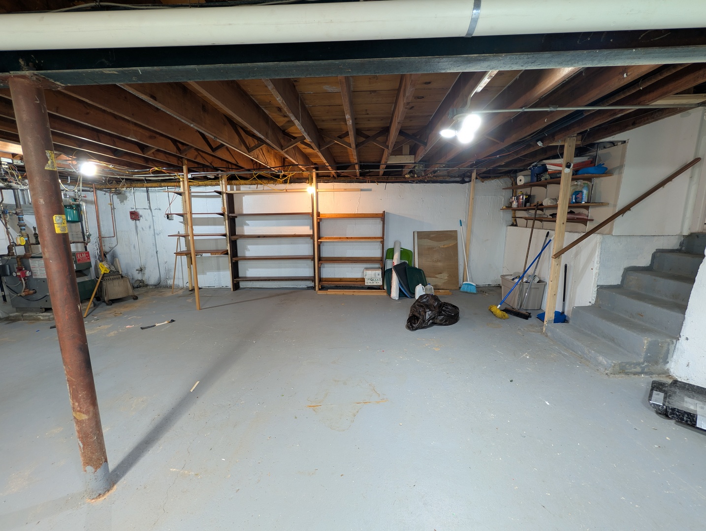 141 E Potter Street Property Photo 23