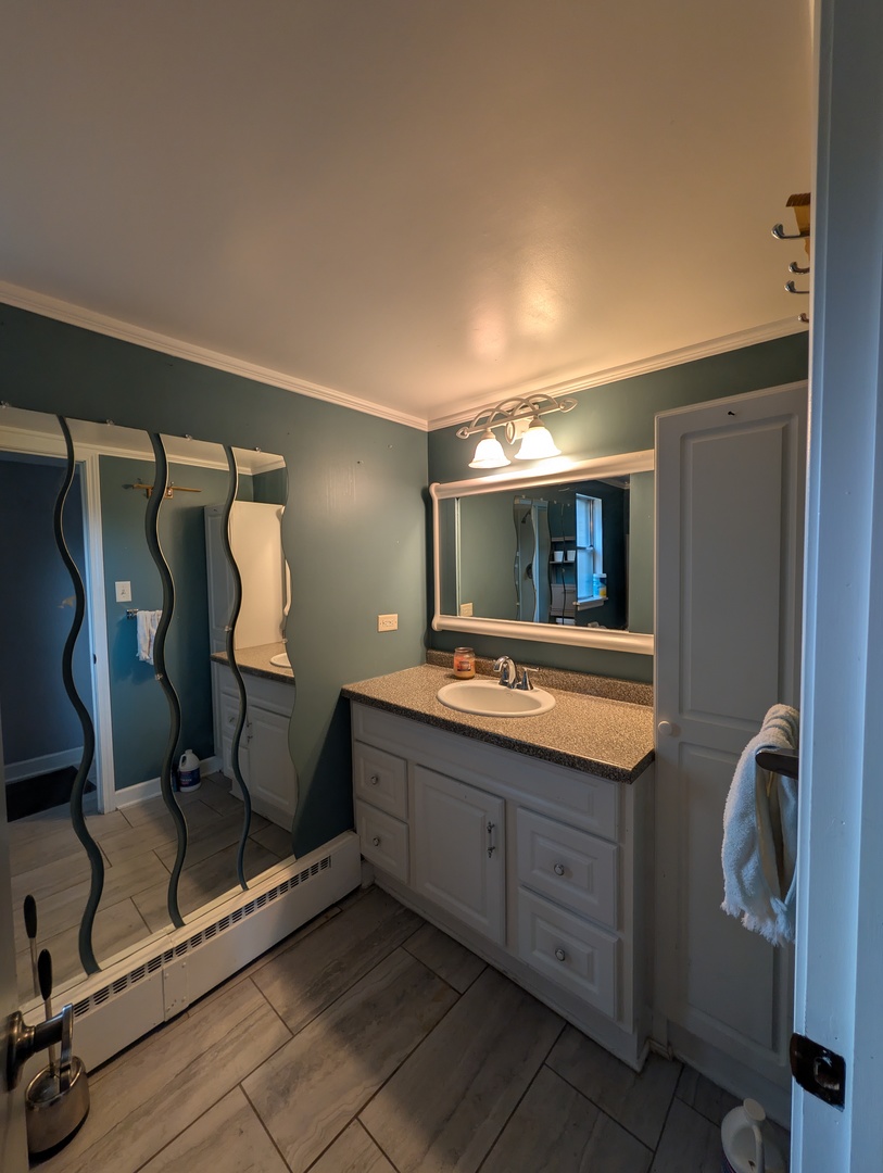 141 E Potter Street Property Photo 25