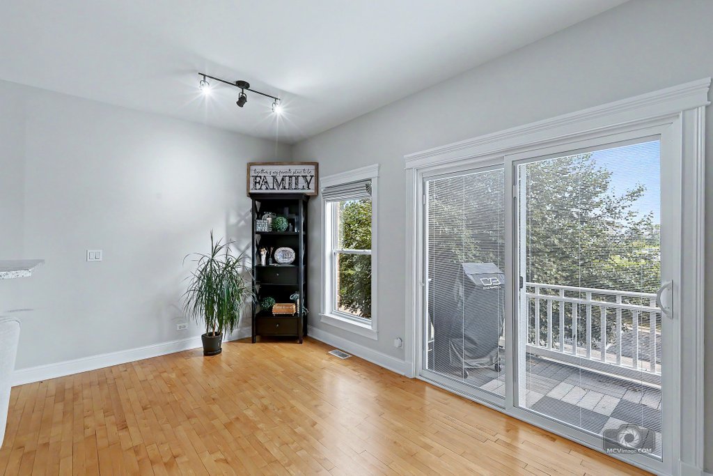 1116 Longwood Drive Property Photo 17