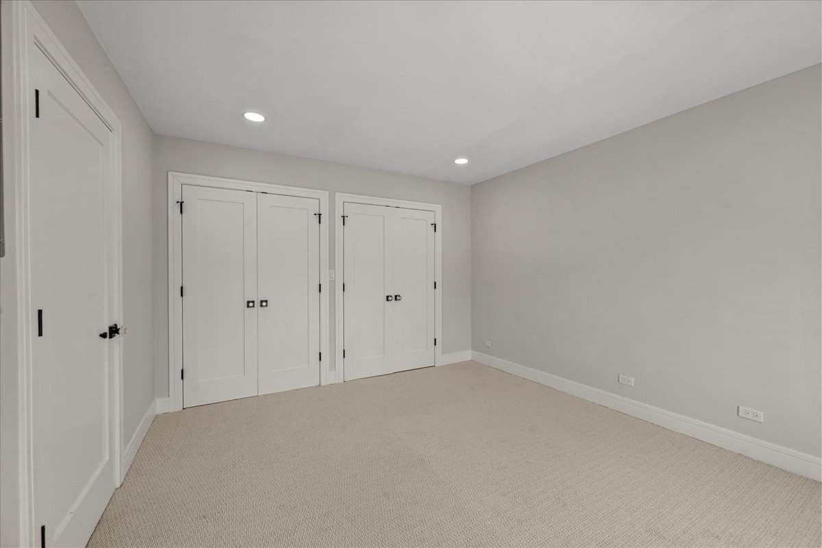 1900 Wilmette Avenue 2f Property Photo 16