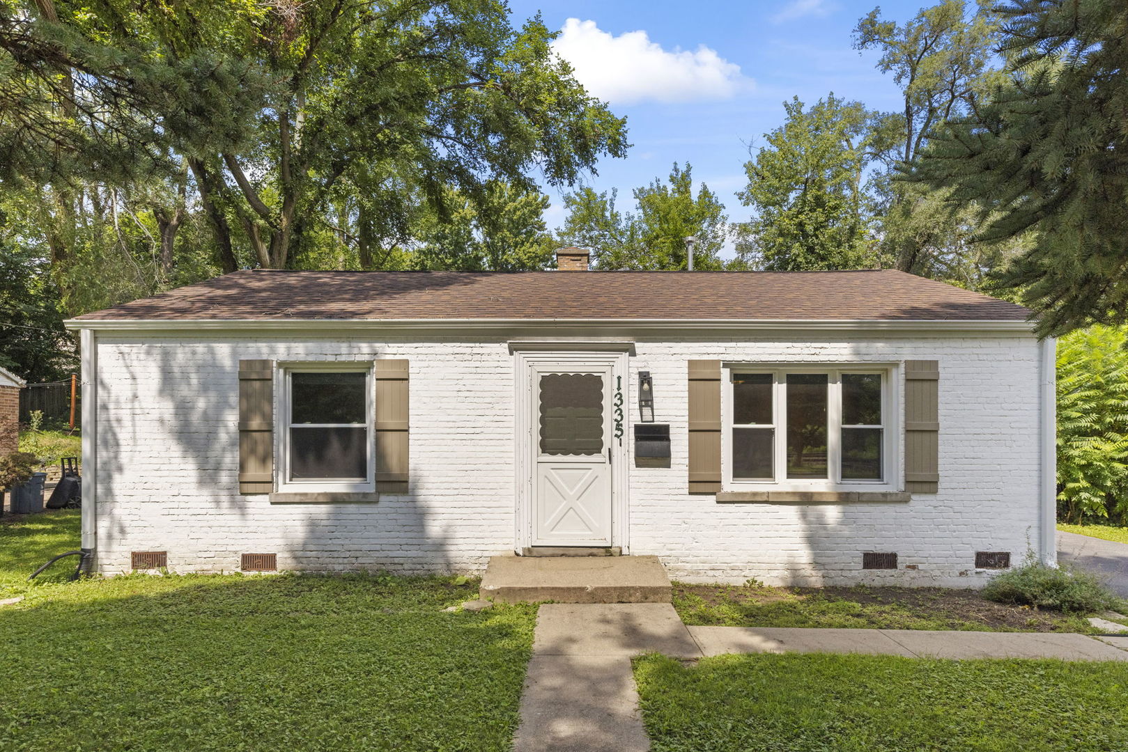 1335 College Avenue Property Photo 1