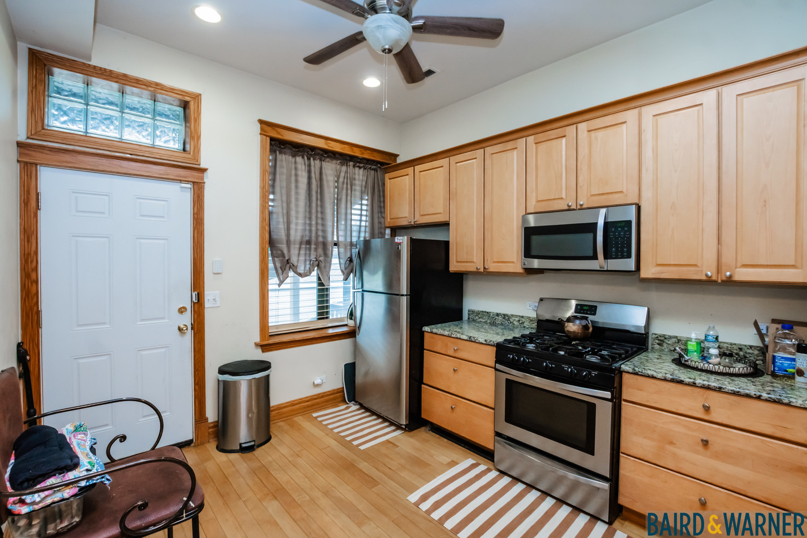 1542 S Drake Avenue Property Photo 9