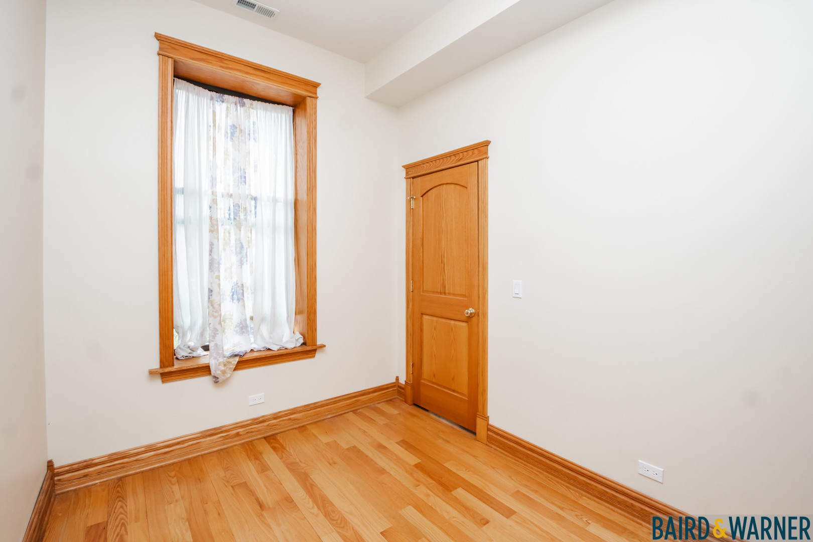 1542 S Drake Avenue Property Photo 22