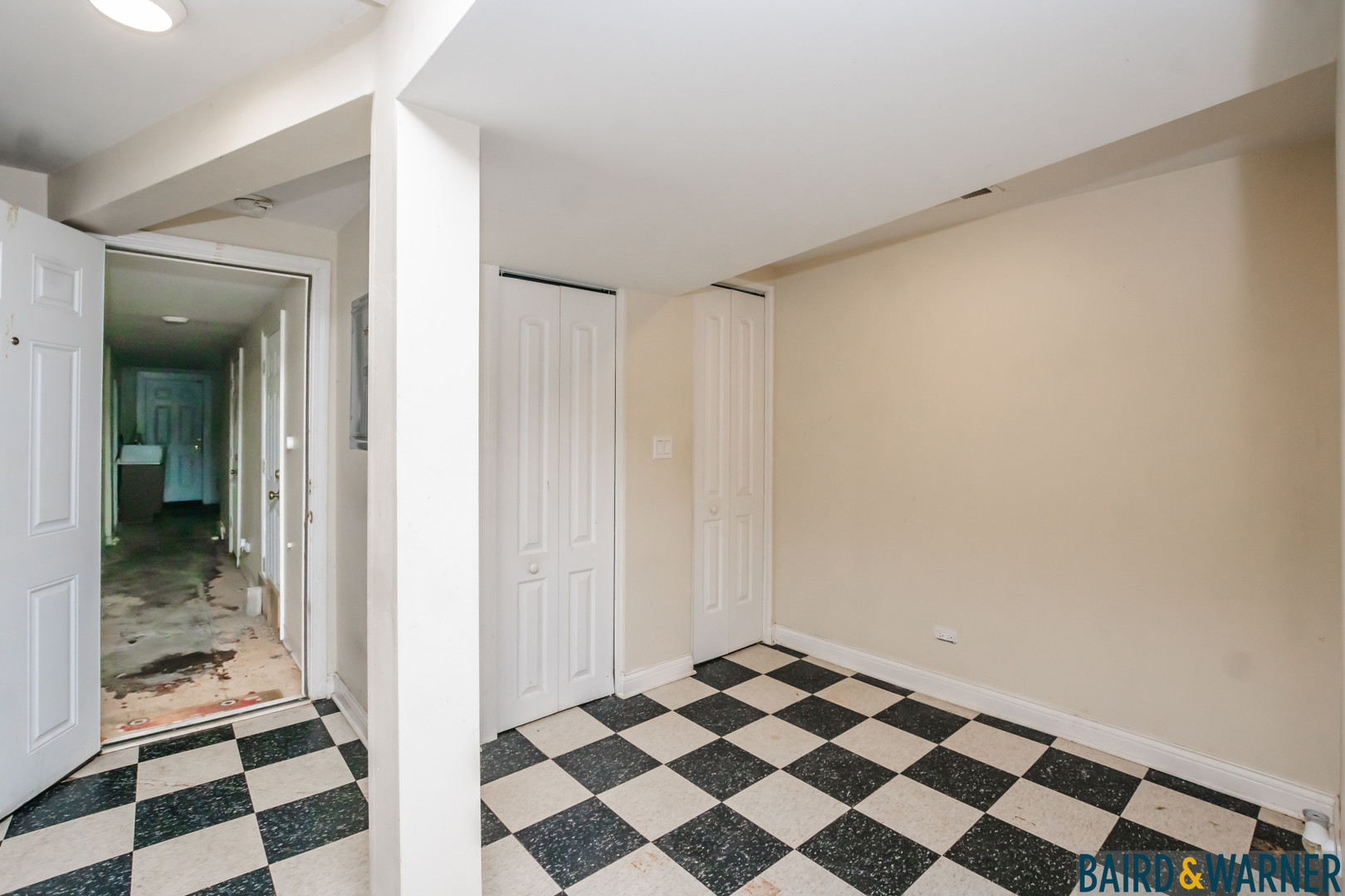 1542 S Drake Avenue Property Photo 34