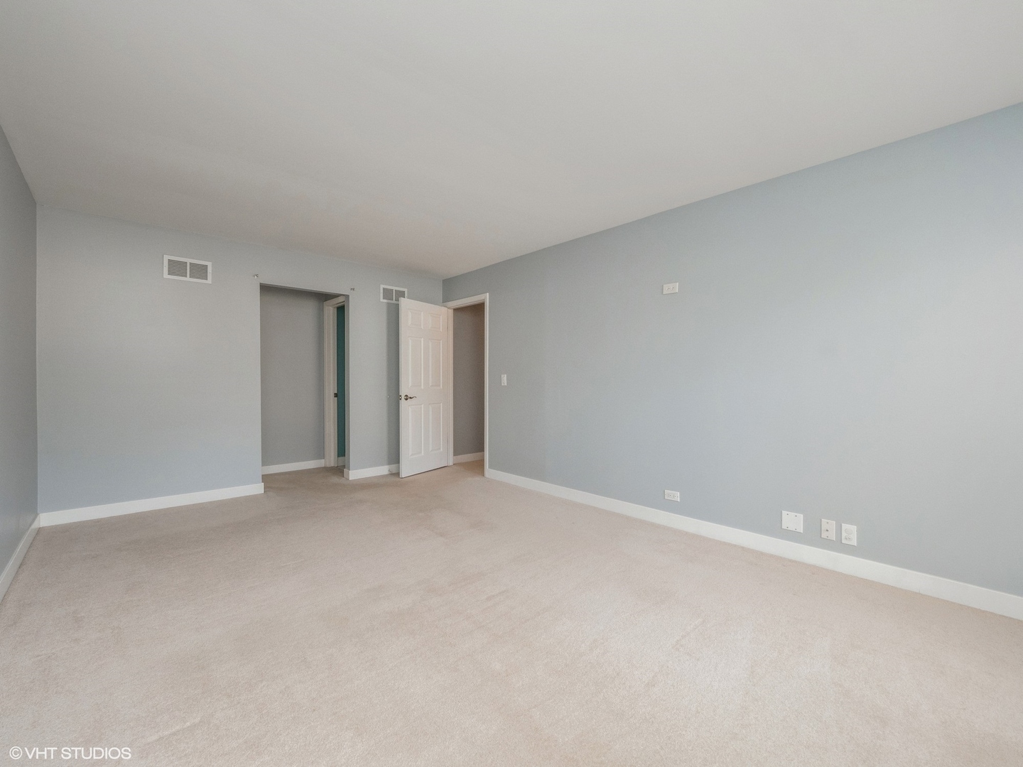 550 Shorely Drive 104 Property Photo 10
