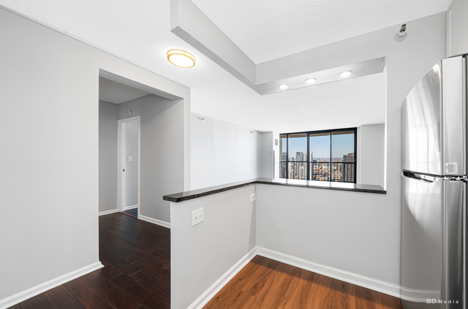 10 E Ontario Street 4005 Property Photo 8