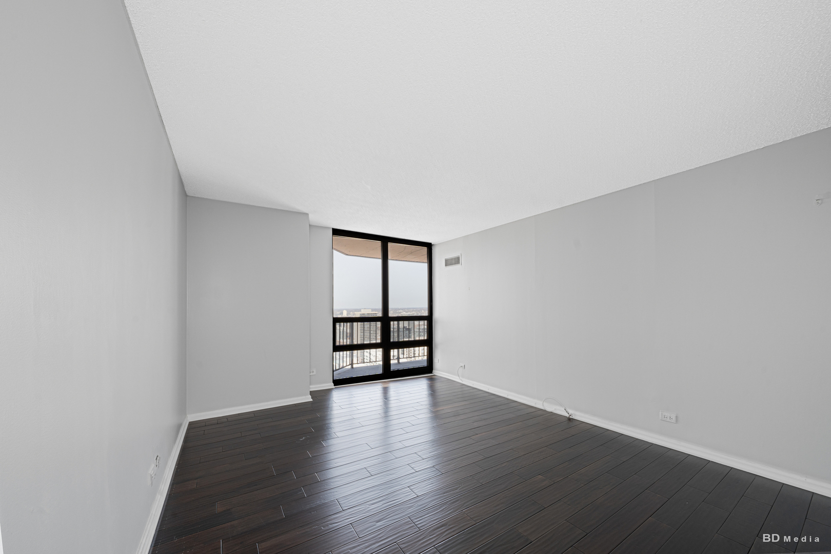 10 E Ontario Street 4005 Property Photo 13