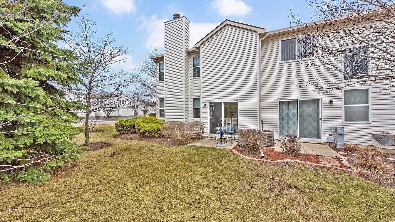 2521 N Looking Glass Court Property Photo 17