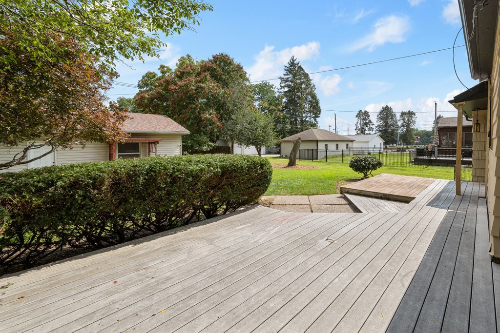 2217 15 1/2 Street Property Photo 45