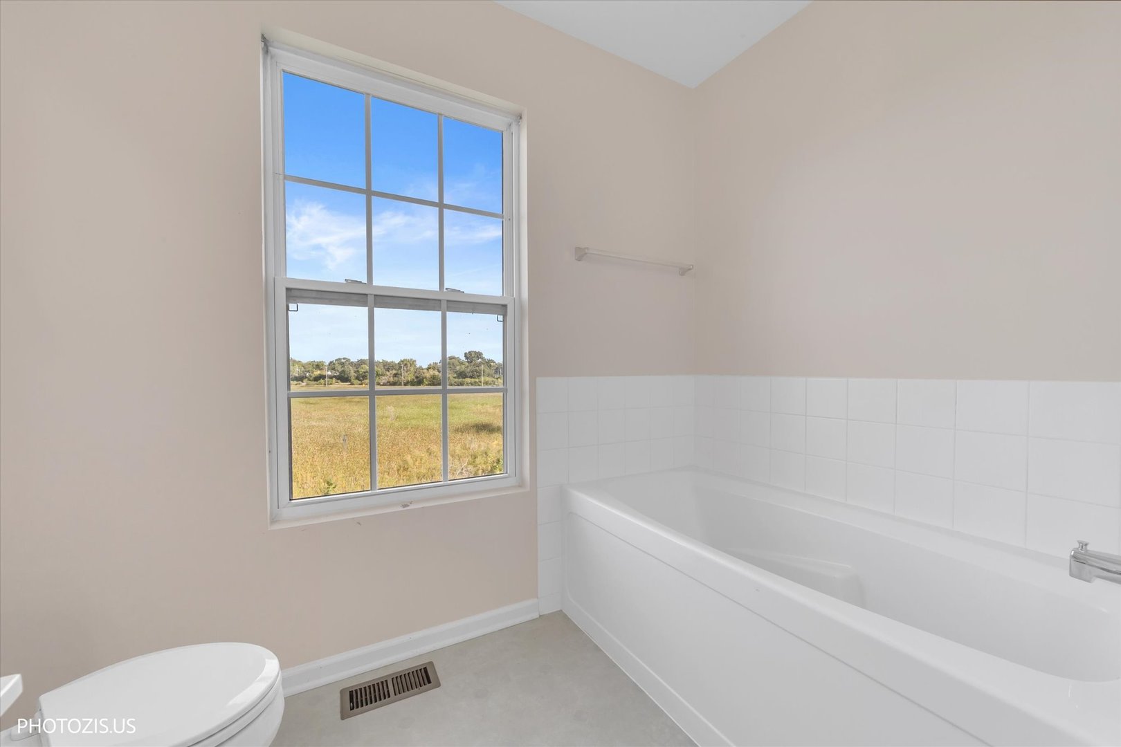 1689 W Turtle Creek Lane Property Photo 13