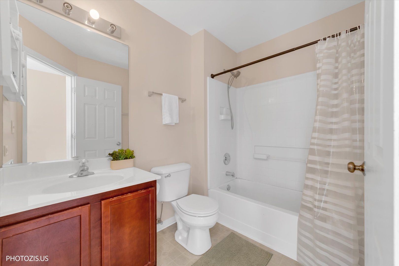 1689 W Turtle Creek Lane Property Photo 24