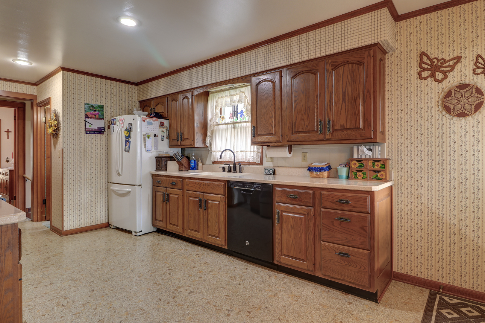 515 Melrose Court Property Photo 4