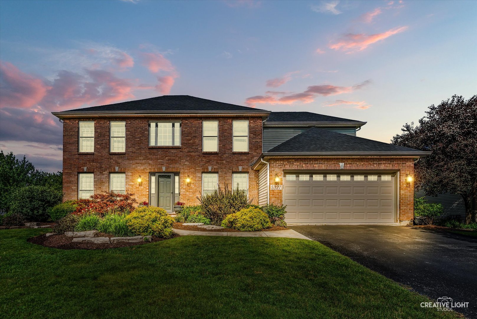 5327 Velvet Bent Court Property Photo 2