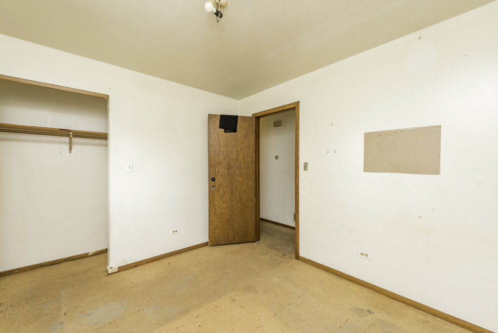 2715 Hyde Park Avenue Property Photo 7