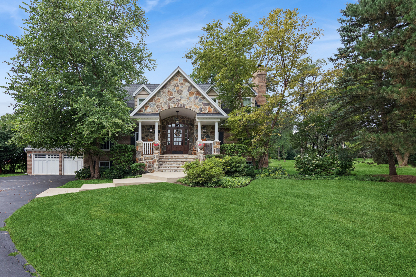 2112 2nd Street Property Photo 1