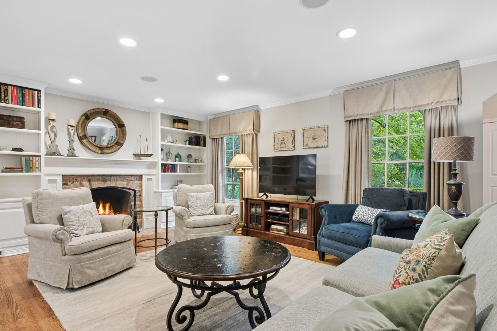 2112 2nd Street Property Photo 5