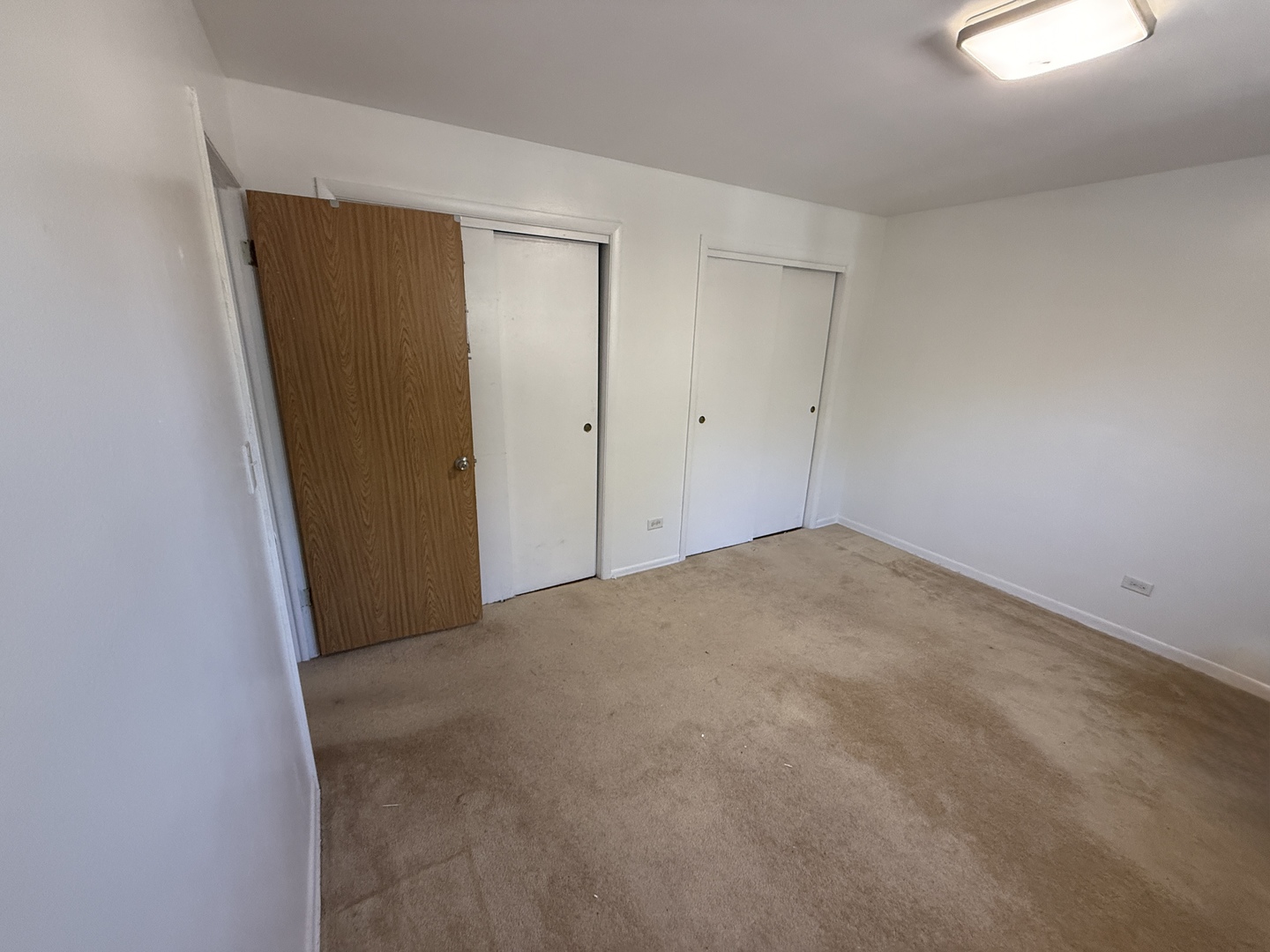 8030 Knox Avenue 2e Property Photo 4