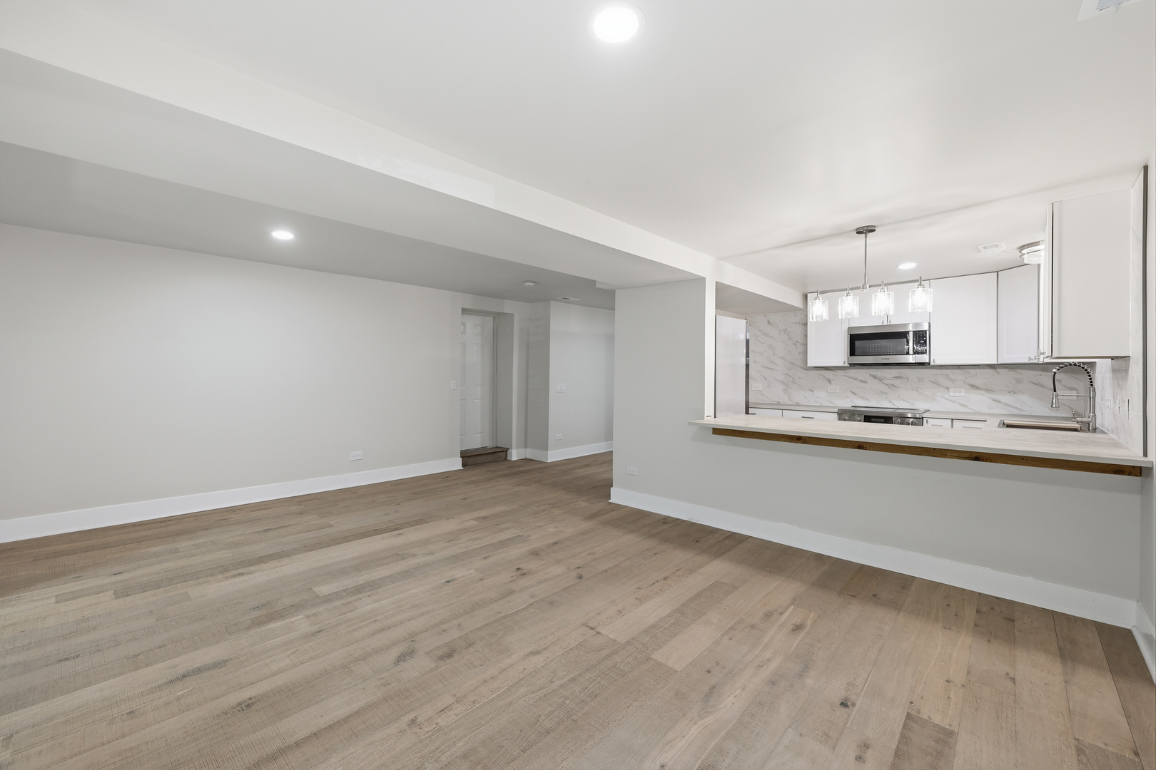6335 N Magnolia Avenue G Property Photo 6