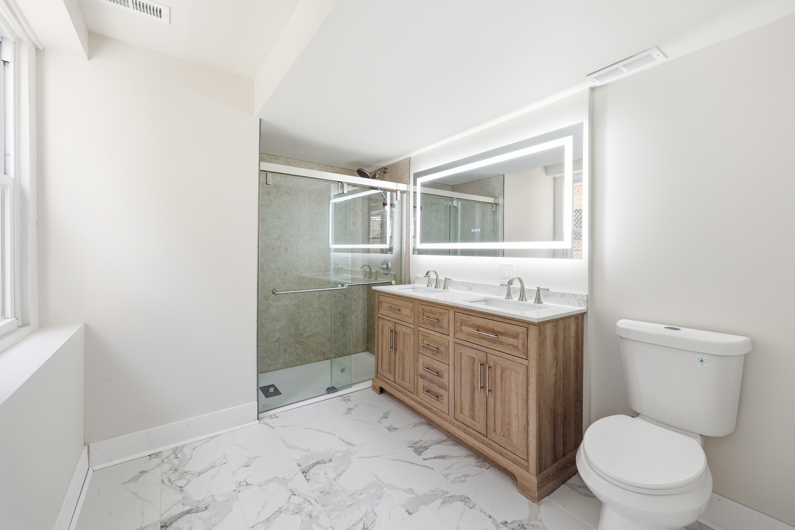 6335 N Magnolia Avenue G Property Photo 15